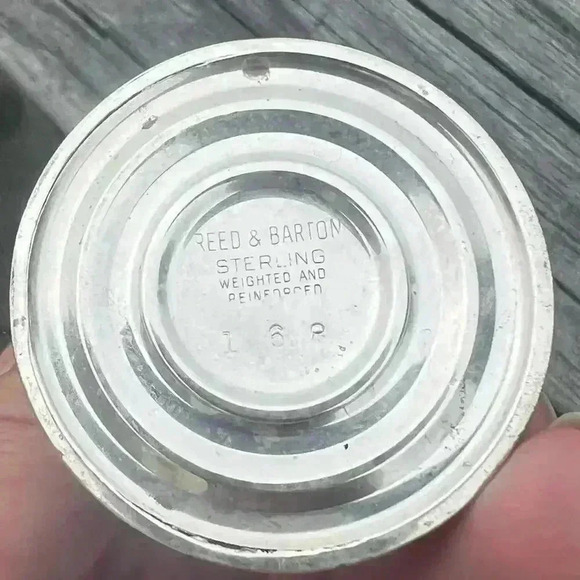 Reed and Barton Sterling Weighted and Reinforced Salt & Pepper Shakers - Picture 4 of 5